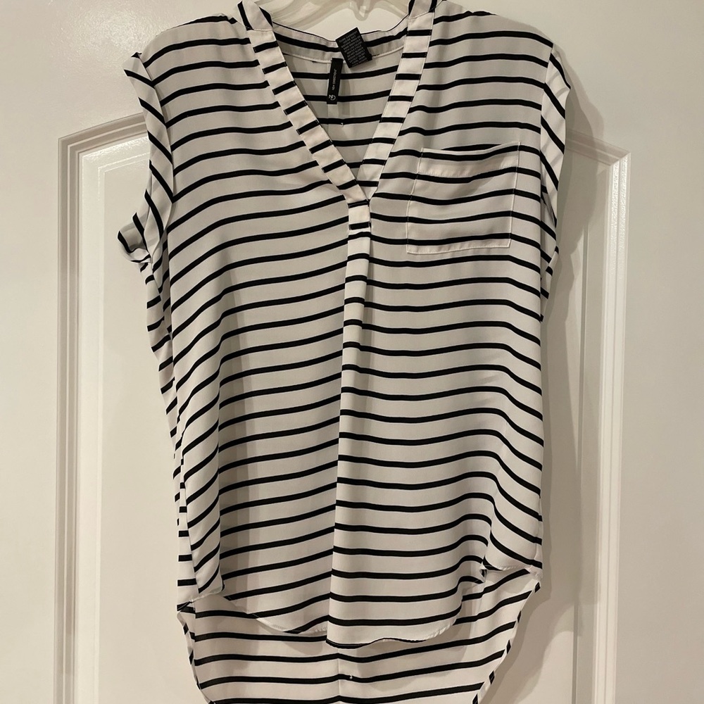 Striped polyester Vneck blouse